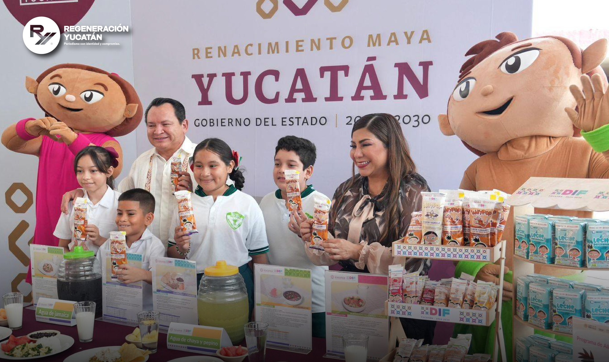 Entrega de paquetes de uniformes y útiles